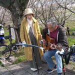 桜🌸の花と長閑な風景の中に素敵な歌声が、、、最高です👍👍👍❤️🤗